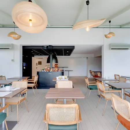 Sure By Western Valence Nord-restaurant Hotel 3*